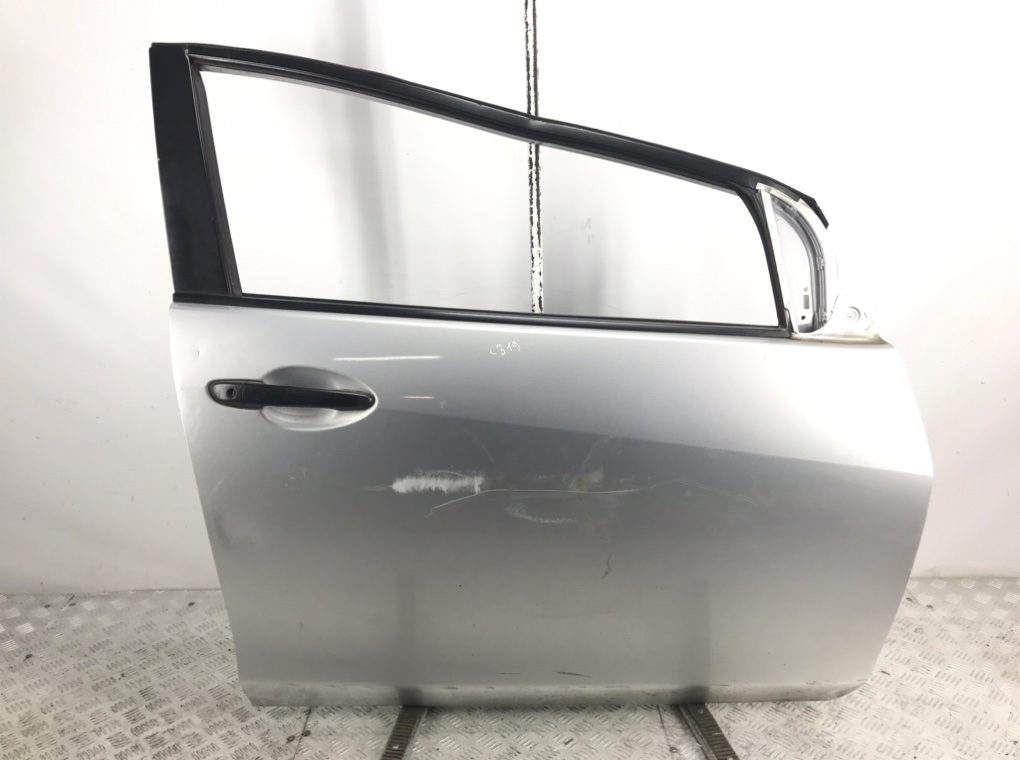 Дверь передняя правая для Mazda 2, 2008 г. 1.3 i бензин б/у