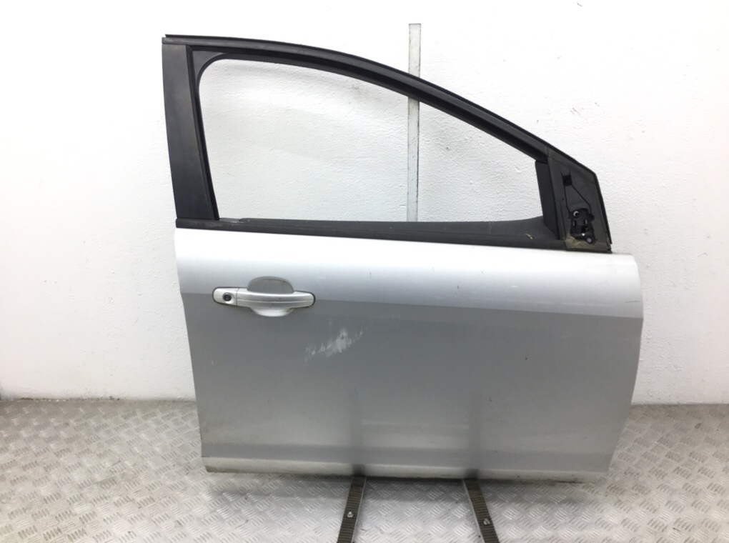 Дверь передняя правая для Ford Focus, 2008 г. 1.6 i бензин б/у