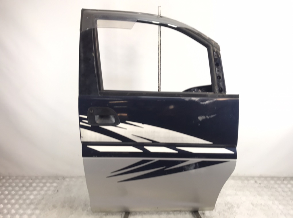 Дверь передняя правая для Mitsubishi Space Gear, 1996 г. 2.8 TD дизель б/у