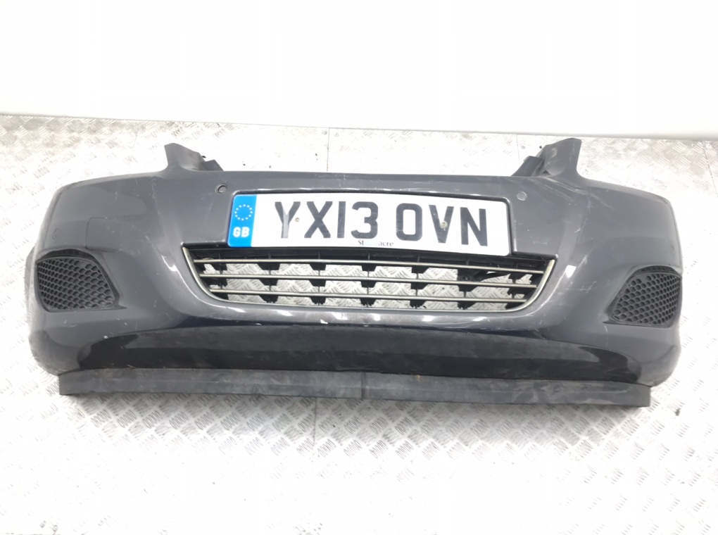 Бампер передний для Opel Zafira, 2013 г. 1.6 i бензин б/у