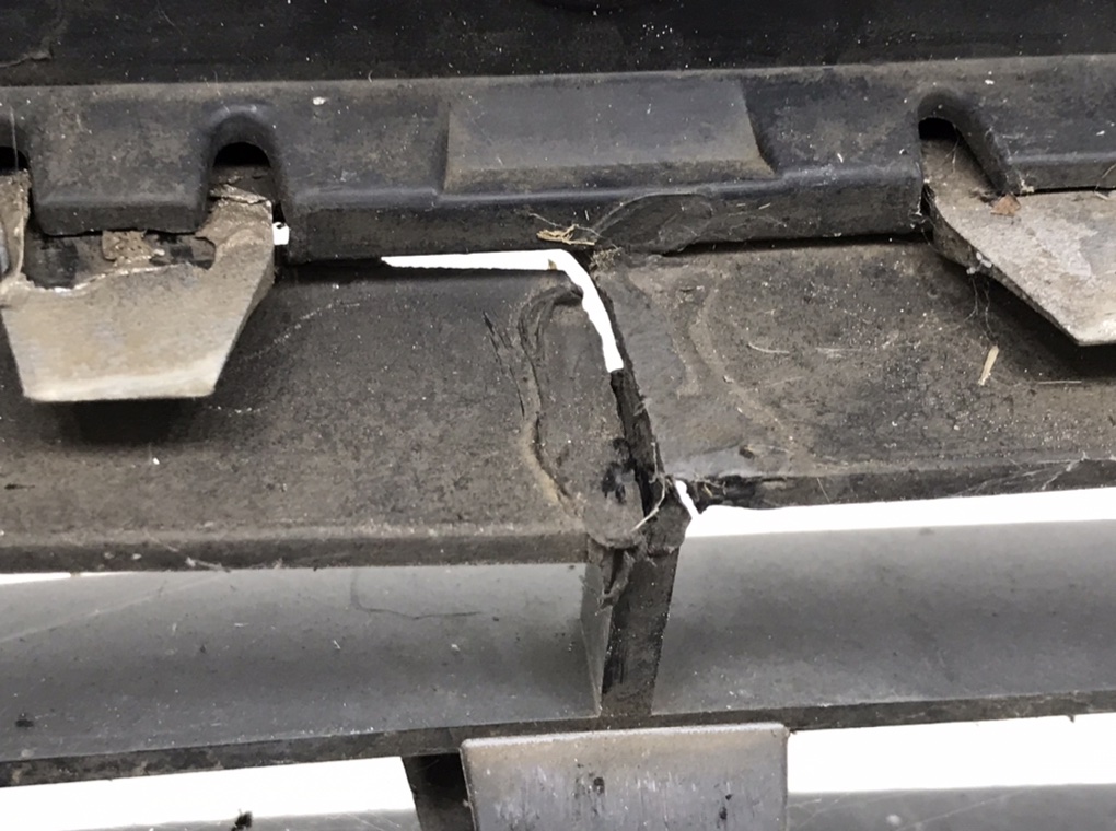 Бампер передний для Citroen C4, 2012 г. 1.6 HDi дизель б/у — фото 7