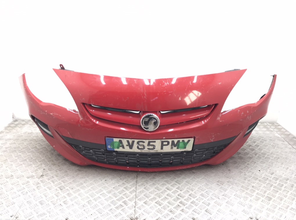 Бампер передний для Opel Astra, 2015 г. 1.4 Ti бензин б/у