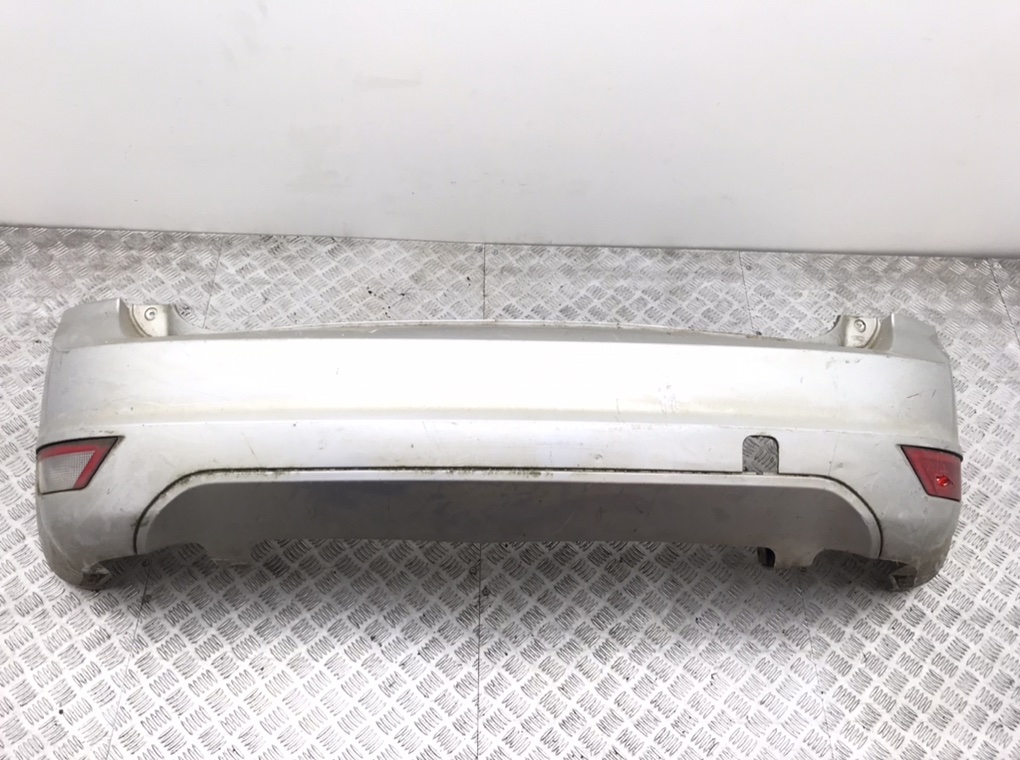 Бампер задний для Ford Focus, 2008 г. 1.6 i бензин б/у