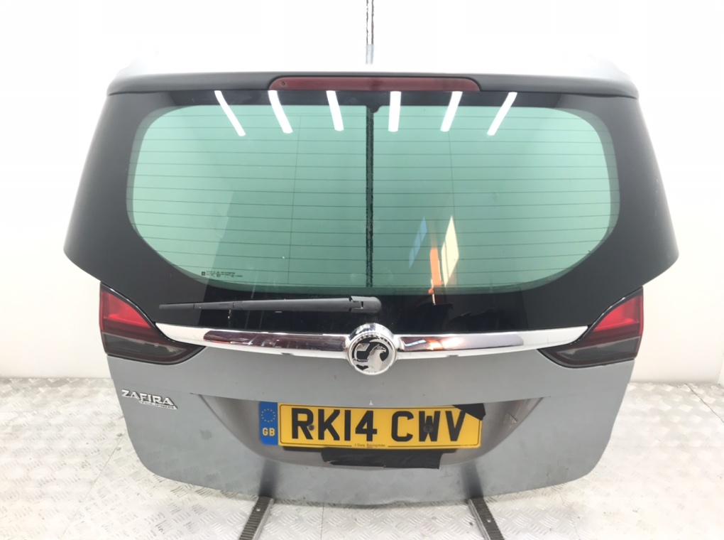 Крышка багажника для Opel Zafira, 2014 г. 2.0 CDTi дизель б/у