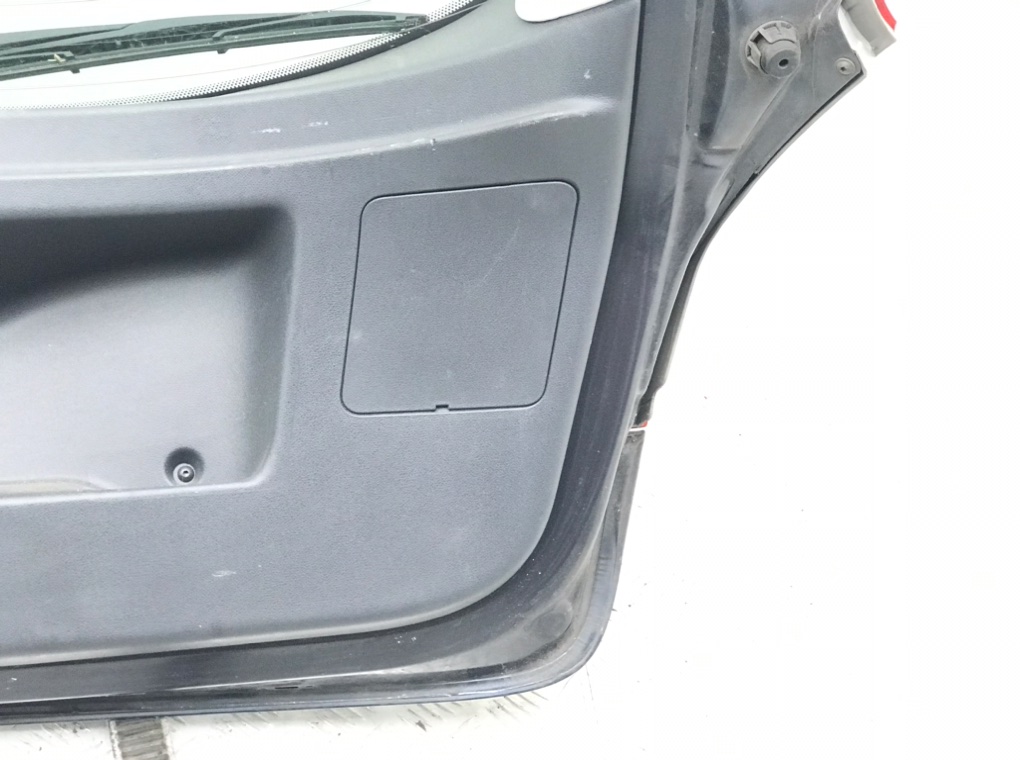 Крышка багажника для Renault Megane, 2010 г. 1.6 i бензин б/у — фото 4