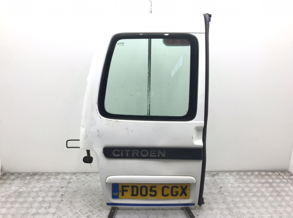 Дверь задняя распашная левая для Citroen Berlingo, 2005 г. 1.9 D дизель б/у