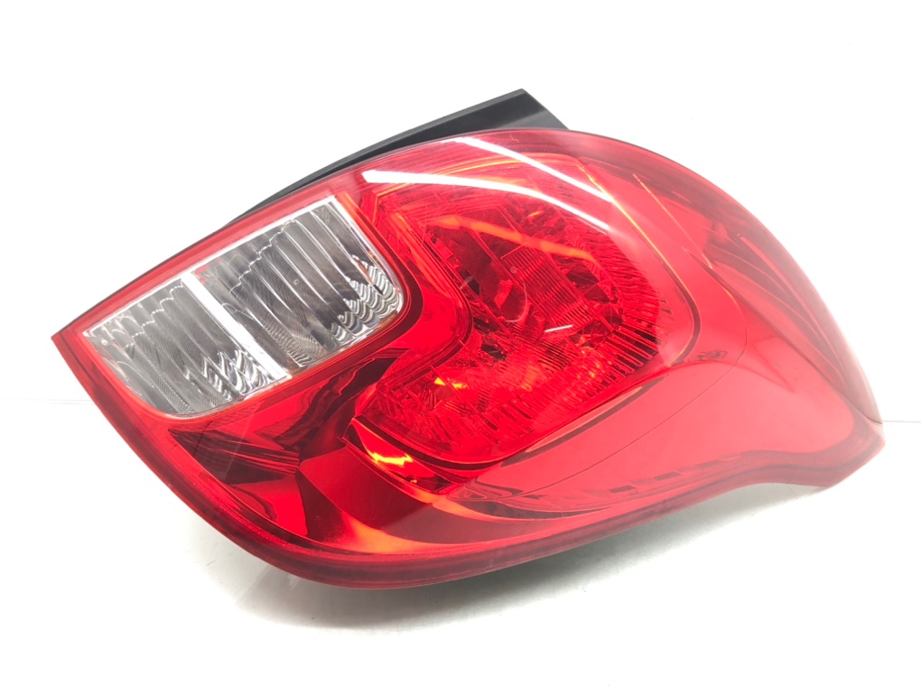 Фонарь задний правый для Opel Mokka, 2013 г. 1.6 i бензин б/у
