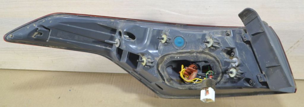 Фонарь задний задний правый Hyundai Genesis DH G6DH