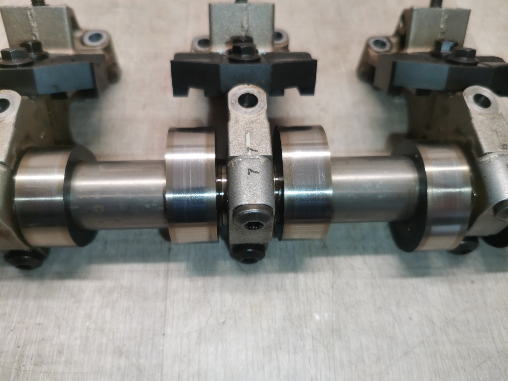 Распредвал Citroen C4 EP6