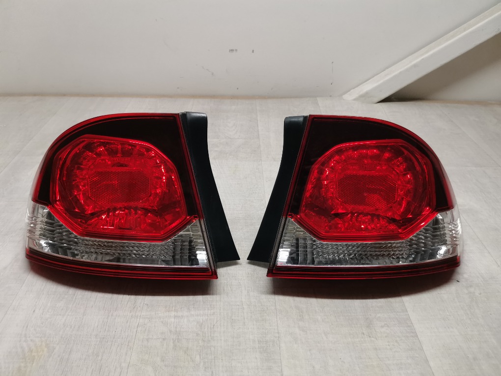 Фонарь задний Honda Civic 4D 11-A977-01-2B контрактная