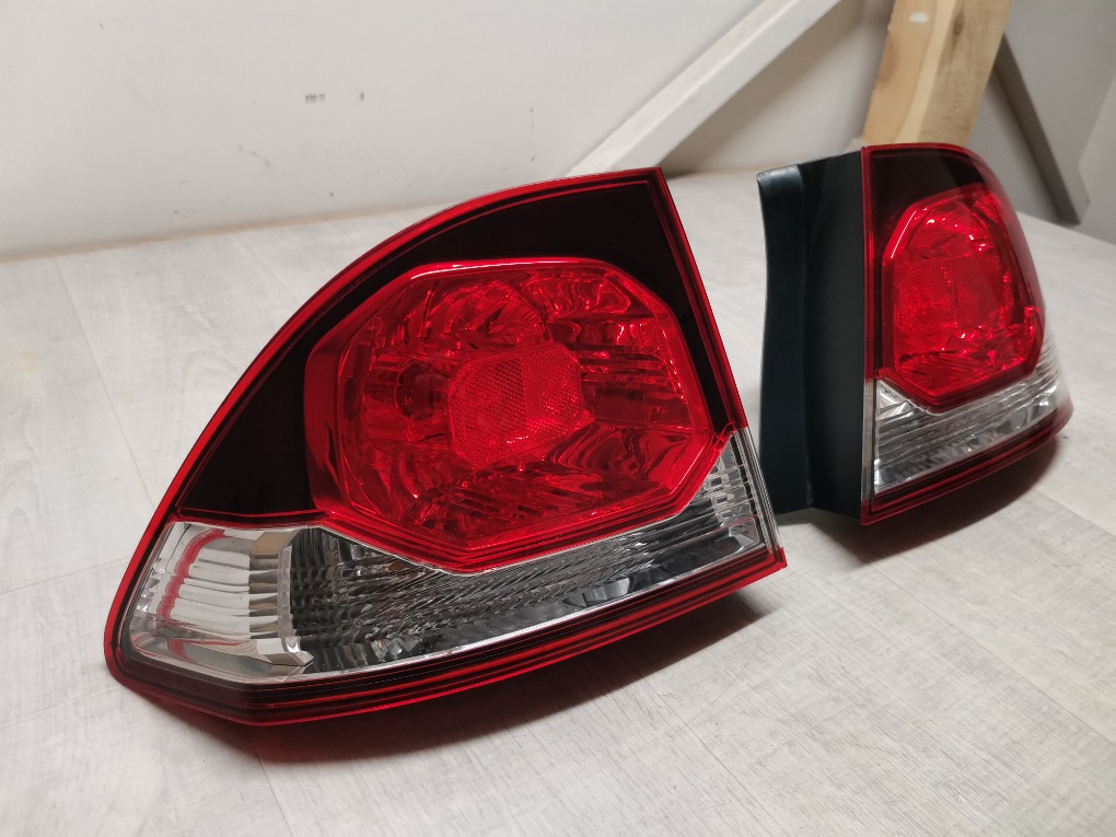 Фонарь задний Civic 4D