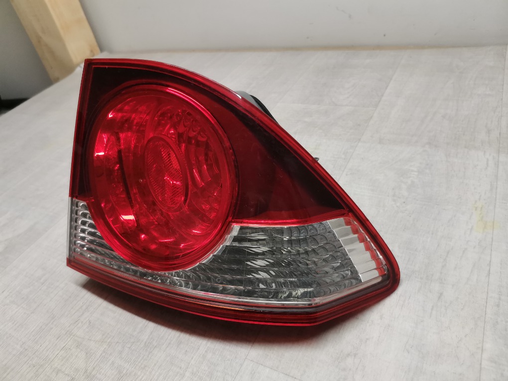 Фонарь задний правый Honda Civic 4D