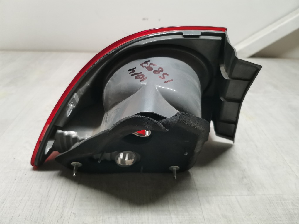 Фонарь задний правый Civic 4D