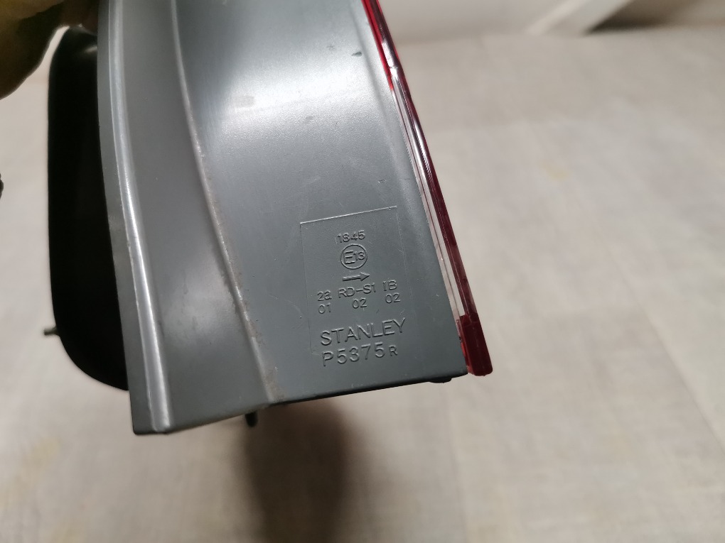 Фонарь задний правый Civic 4D