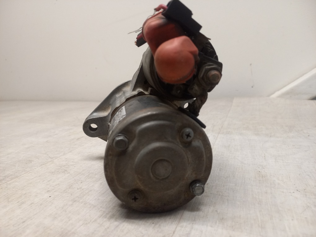 Стартер Lancer 9