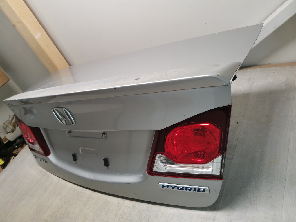 Крышка багажника Civic 4D