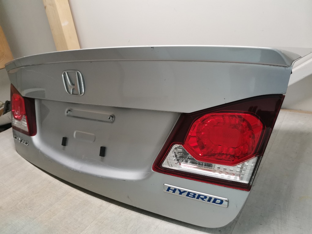 Крышка багажника Civic 4D