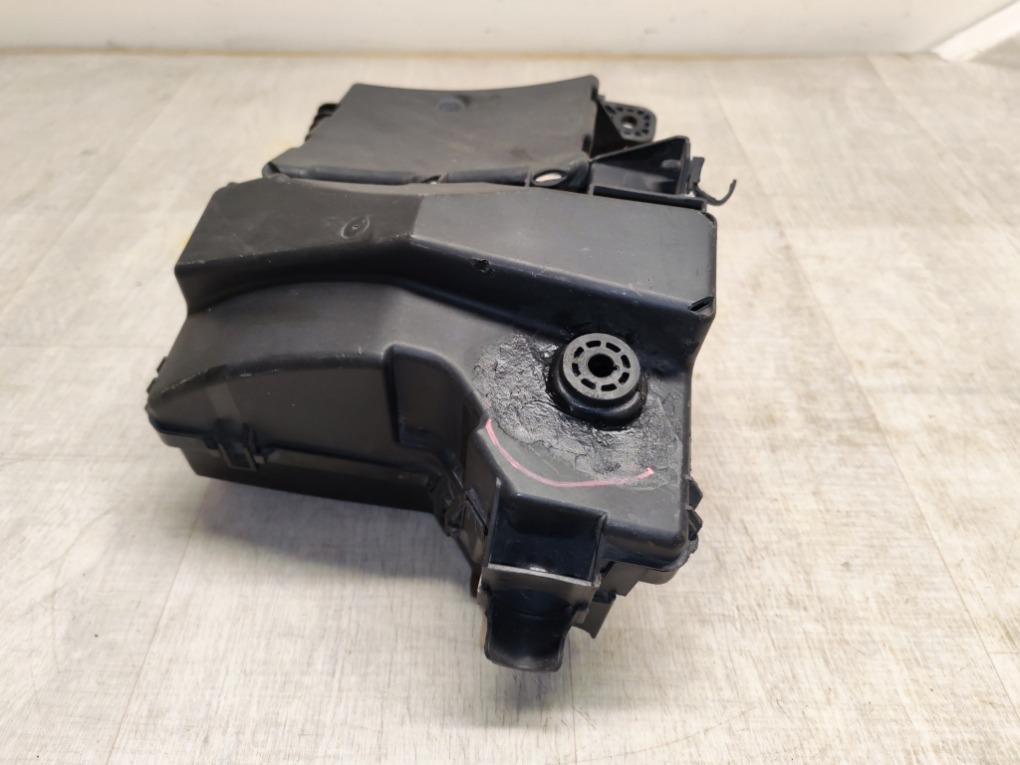 Корпус блока предохранителей Qashqai 2009 J10 HR16DE