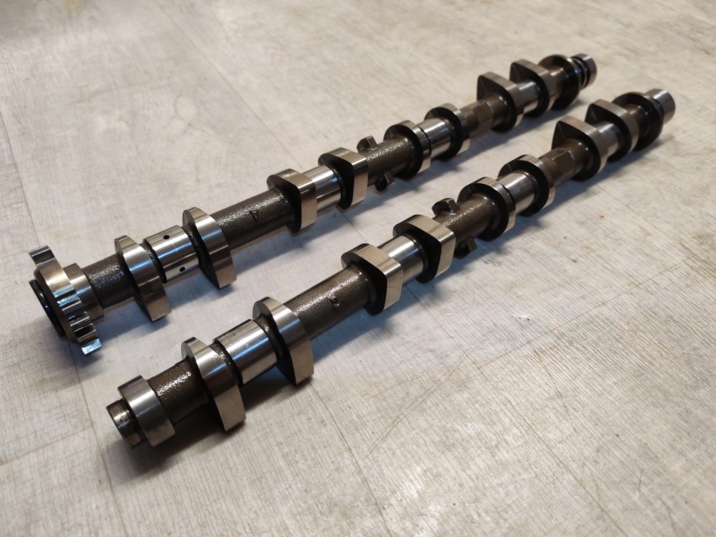 Распредвал Renault Koleos 13020CK80A Б/У