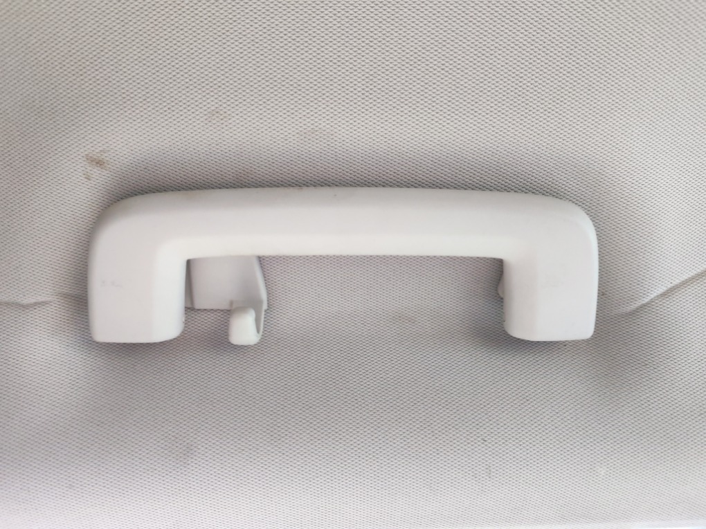 Ручка потолочная задняя левая Ford Kuga 2018 CBS YWMA 2034290 Б/У