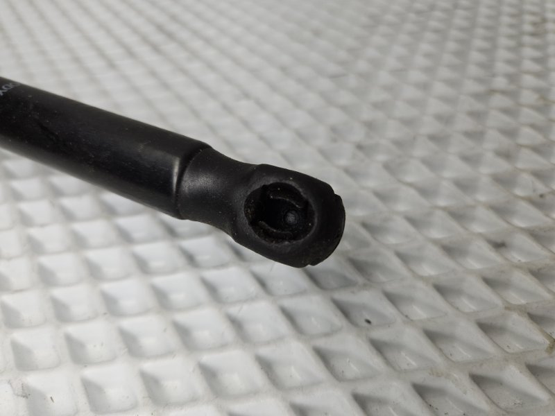 Амортизатор капота передний XF 2014 X250 306DT Амортизатор капота передний XF 2014 X250 306DT