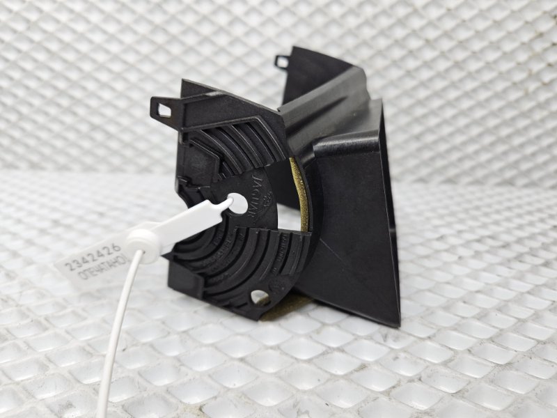 Дефлектор воздушный передний правый XF 2014 X250 306DT