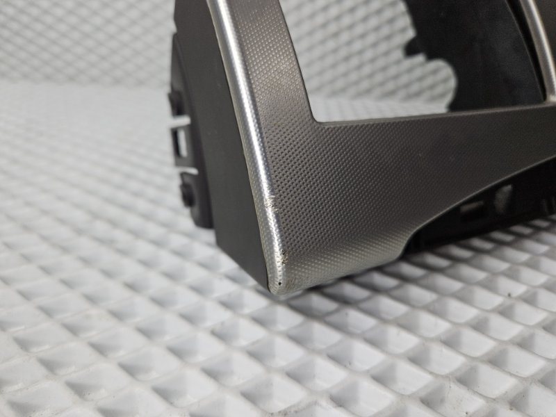 Накладка на торпедо передняя левая XF 2014 X250 306DT