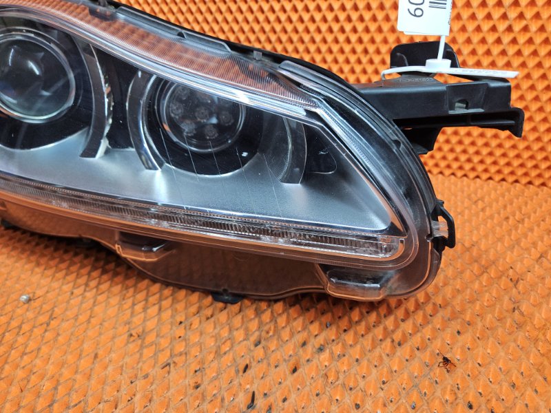 Фара ксеноновая правая XJ 2011 x351 306DT Фара ксеноновая правая XJ 2011 x351 306DT