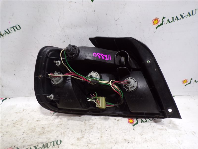 Стоп-сигнал правый CHARADE G213S