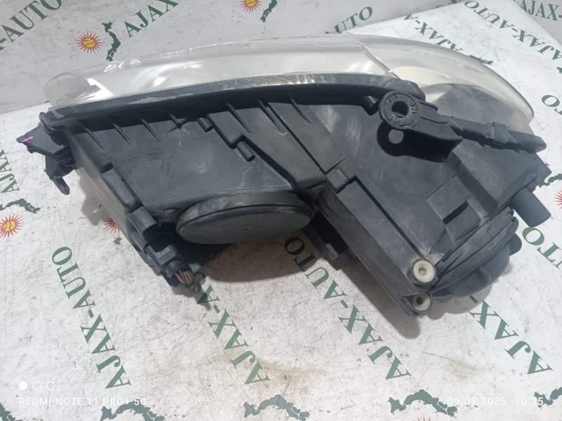 Фара передняя правая TOURAN WVGZZZ1TZAW