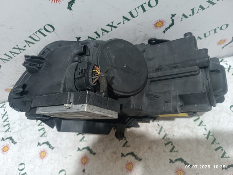 Фара передняя правая TOURAN WVGZZZ1TZAW