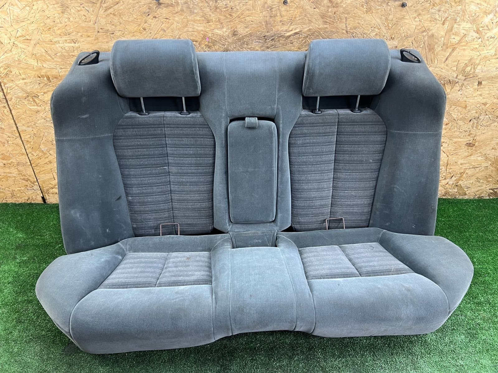 Запчасть сиденье диван TOYOTA CHASER 1992-1996 1JZGTE контрактная Сиденье диван TOYOTA CHASER 1992-1996 1JZGTE контрактная