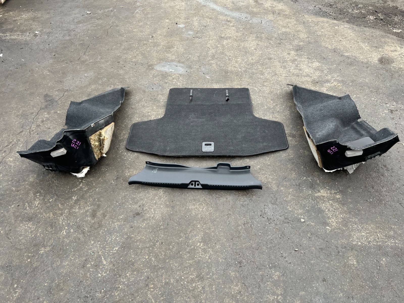 Запчасть обшивка багажника HONDA INSPIRE 2003 UC1 J30A контрактная Обшивка багажника HONDA INSPIRE 2003 UC1 J30A контрактная