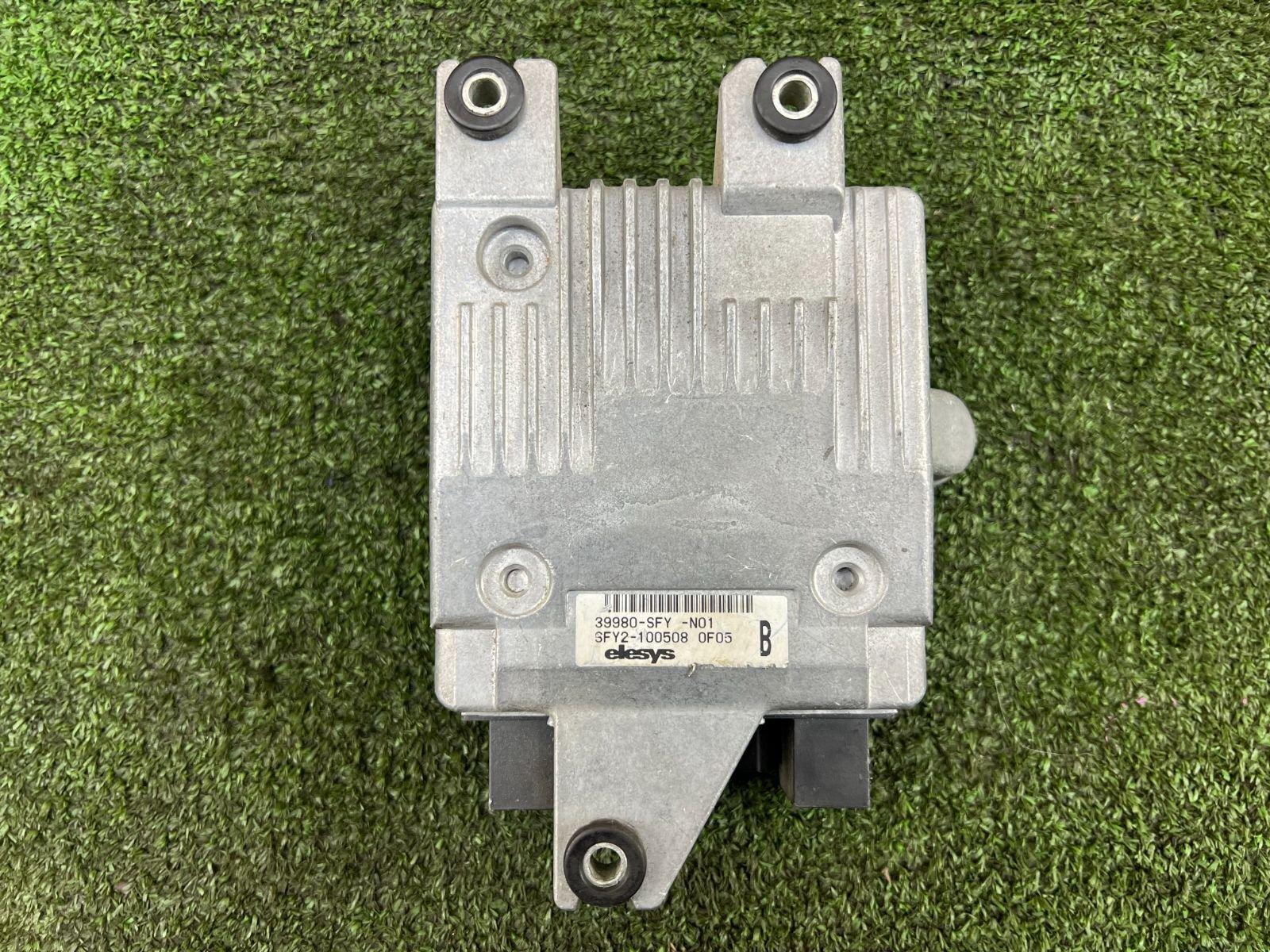 Блок управления рулевой рейкой HONDA INSPIRE UC1 J30A Блок управления рулевой рейкой HONDA INSPIRE UC1 J30A