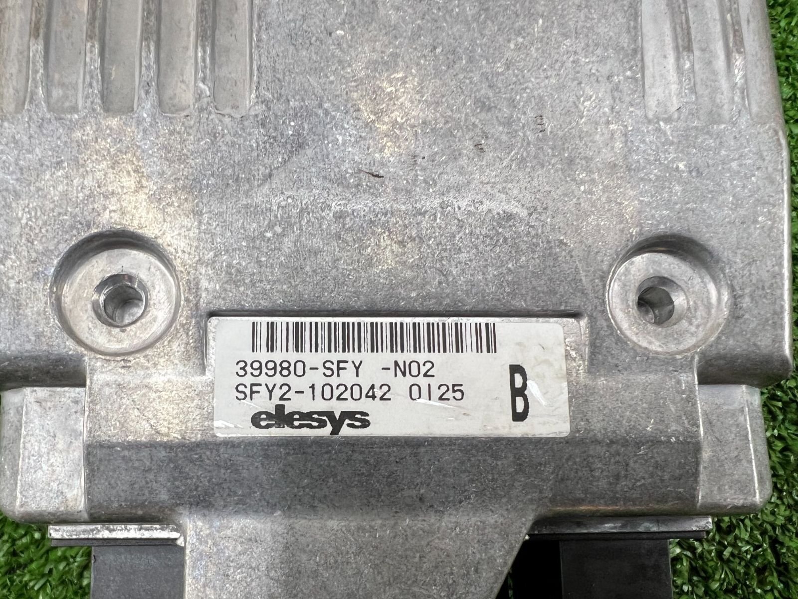 Блок управления рулевой рейкой HONDA INSPIRE UC1 J30A