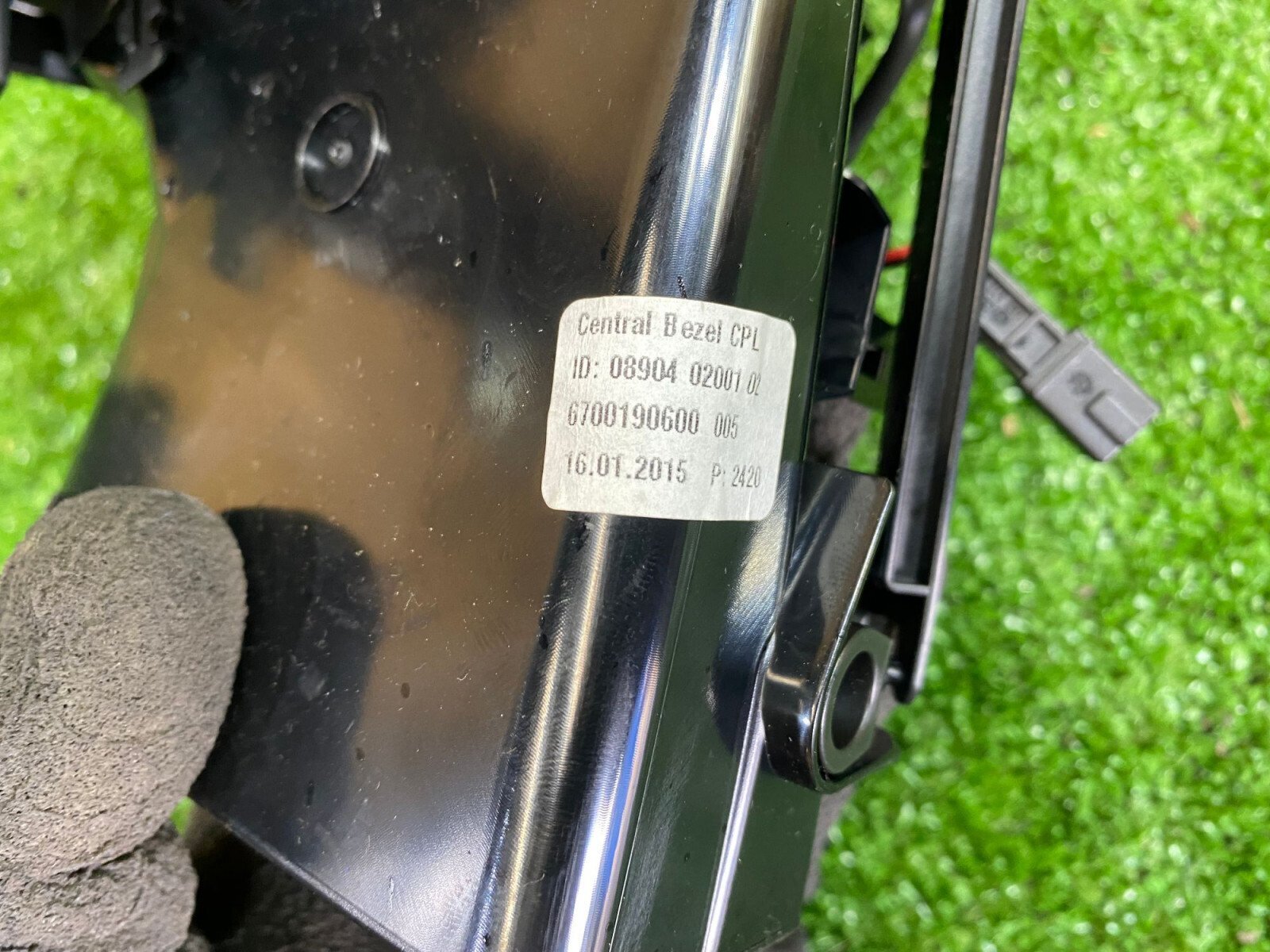 Консоль магнитолы GHIBLI 2013-2018 M157 V6 2WD 410HP