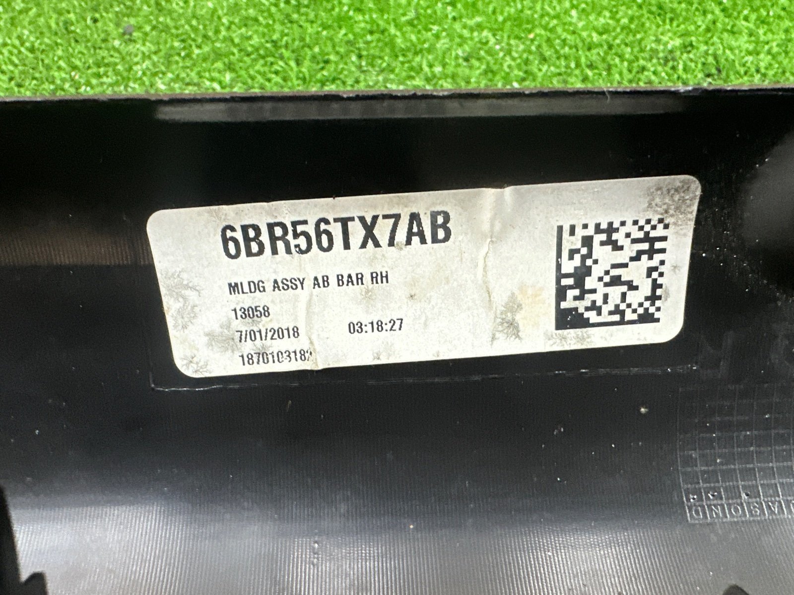 Обшивка потолка правая Wrangler RUBICON 2019 JL ABA-JL36L