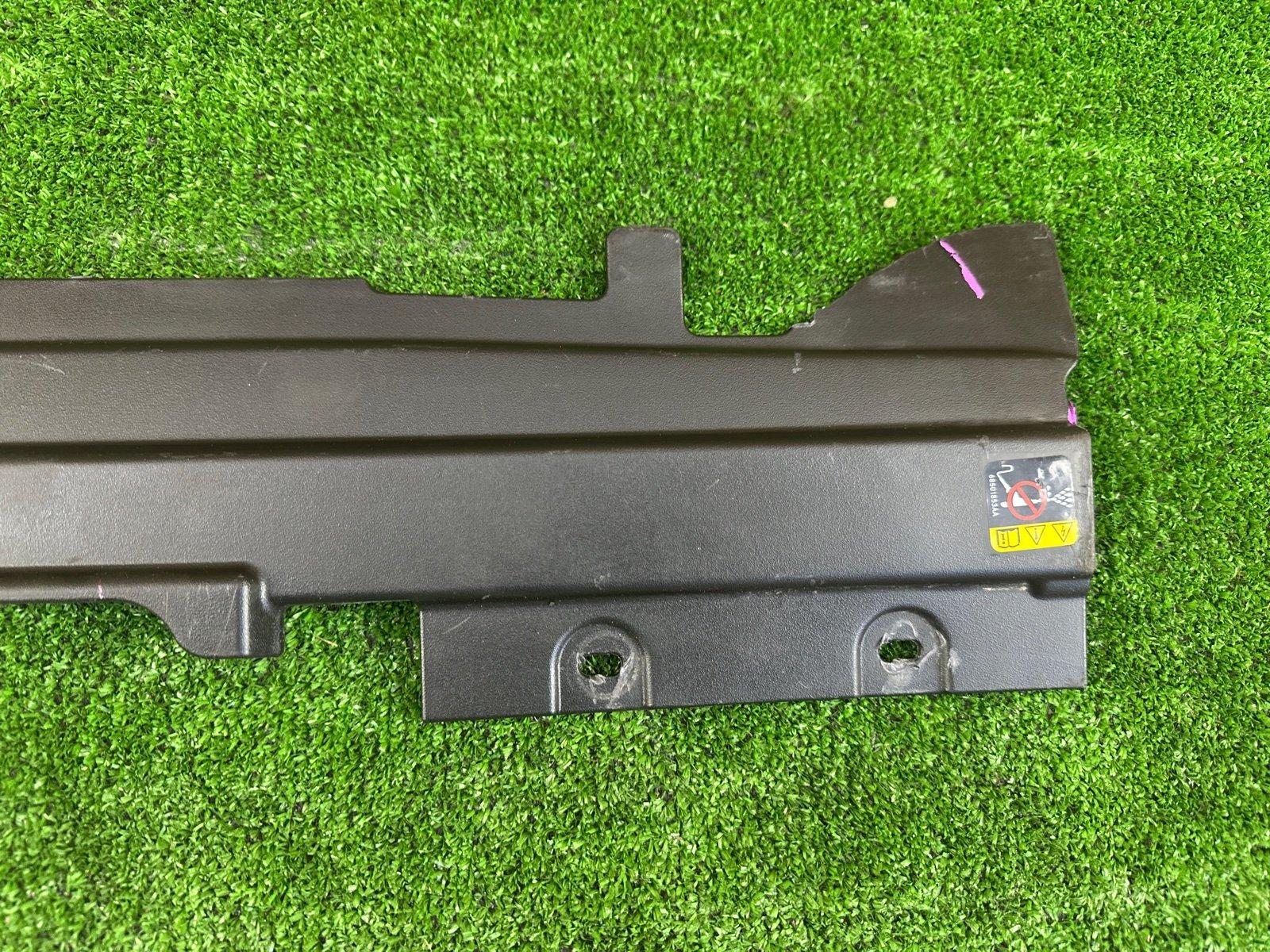 Накладка радиатора JEEP Wrangler Sahara JL 3BA-JL20L