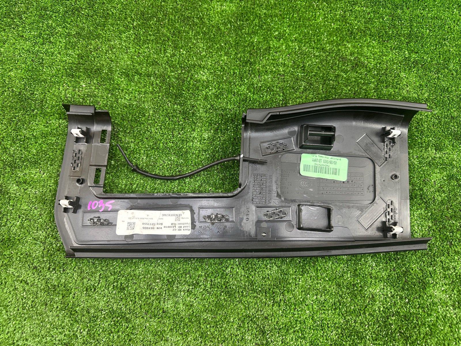 Обшивка салона правая JEEP Wrangler Sahara JL 3BA-JL20L