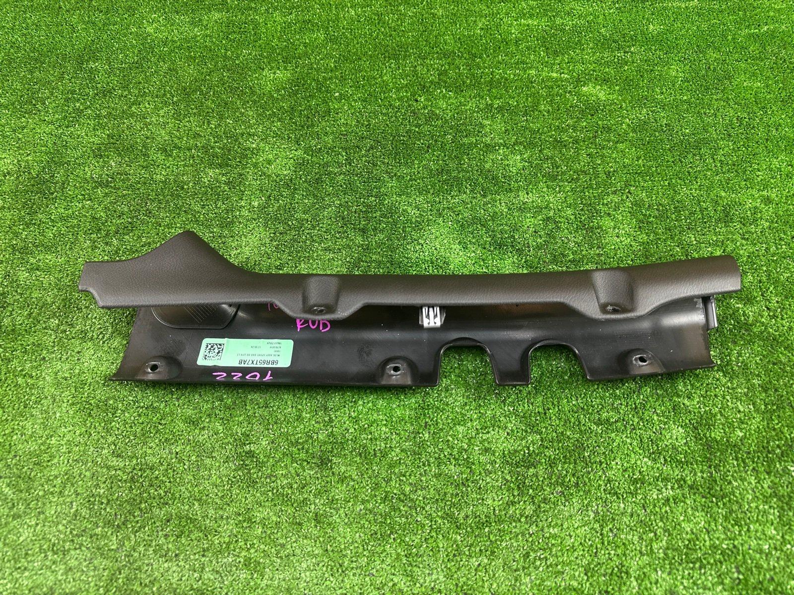 Обшивка потолка левая JEEP Wrangler RUBICON JL ABA-JL36L