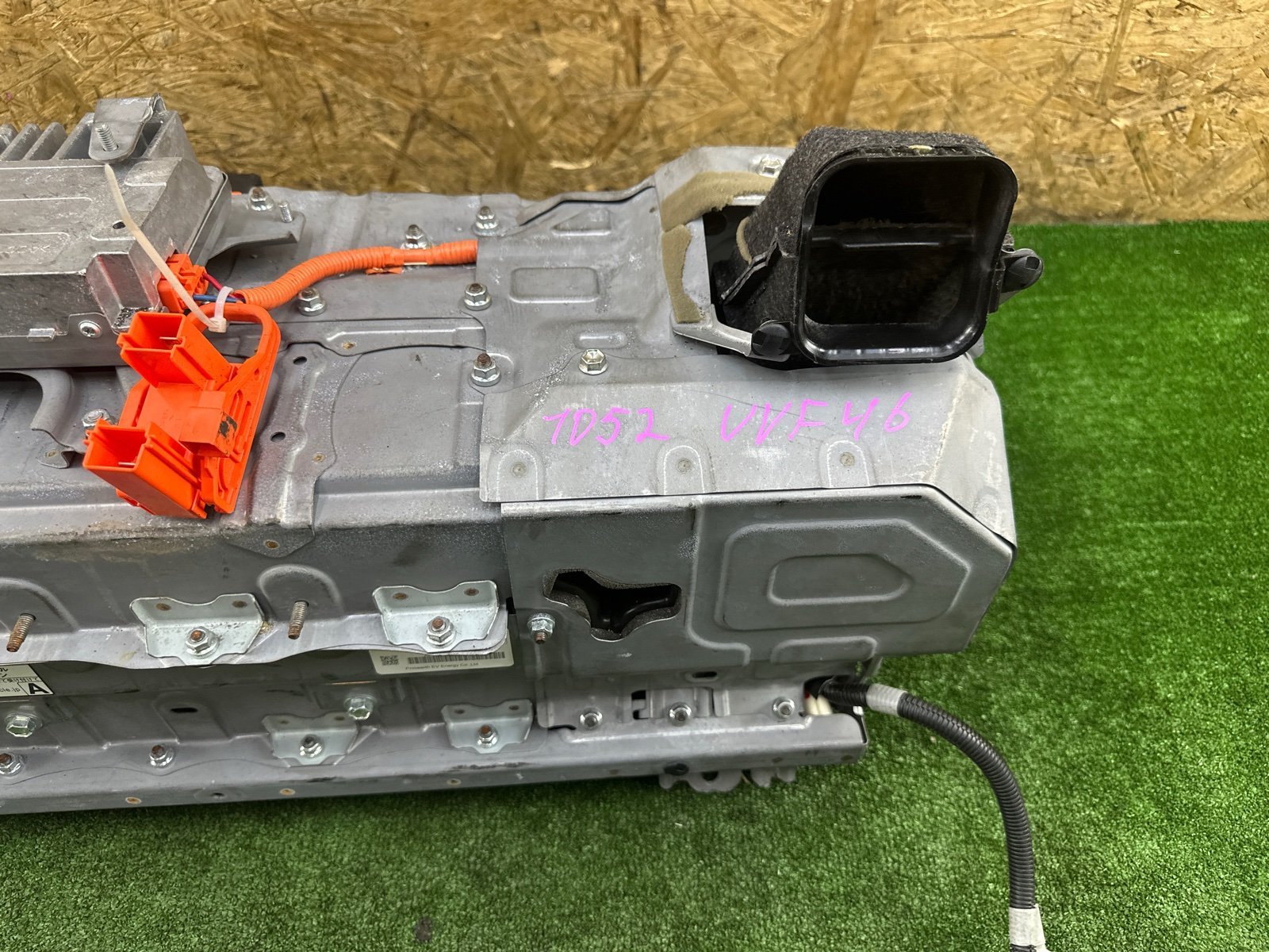 Высоковольтная батарея LS600HL 2013 UVF46 2UR-FSE