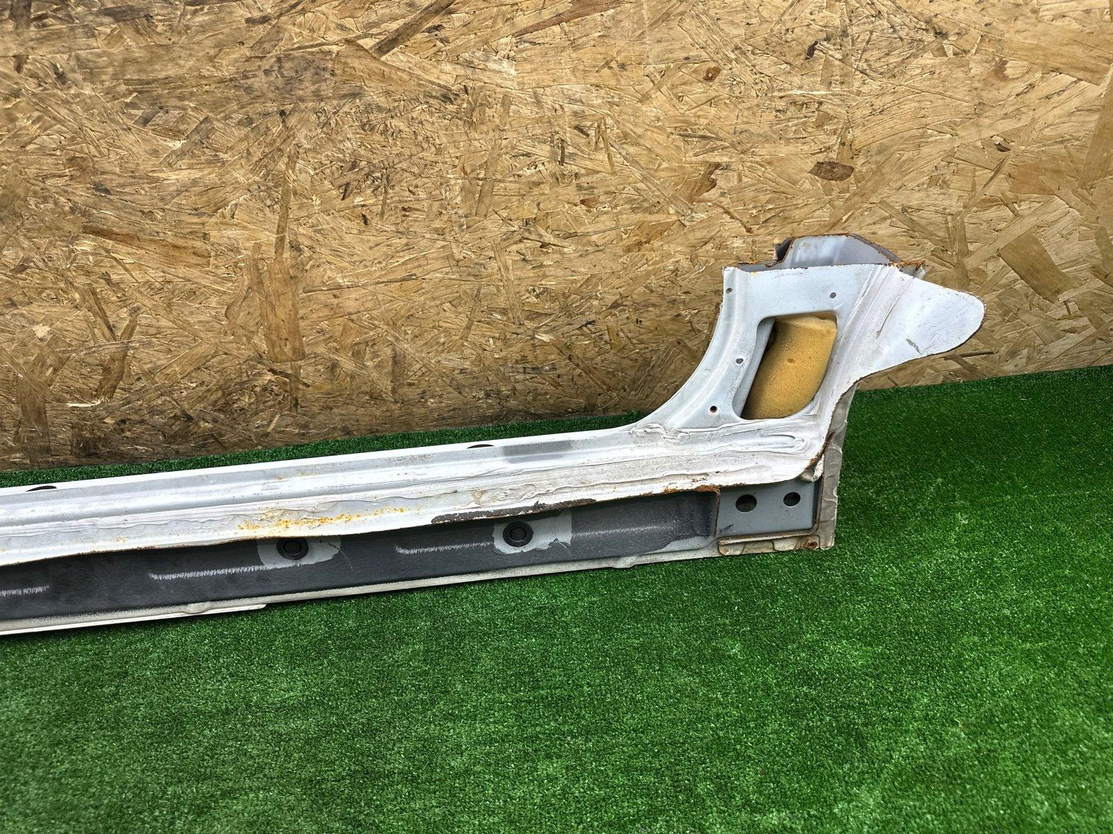 Порог железный левый TERRANO REGULUS 2000 JLR50 VG33E Порог железный левый TERRANO REGULUS 2000 JLR50 VG33E