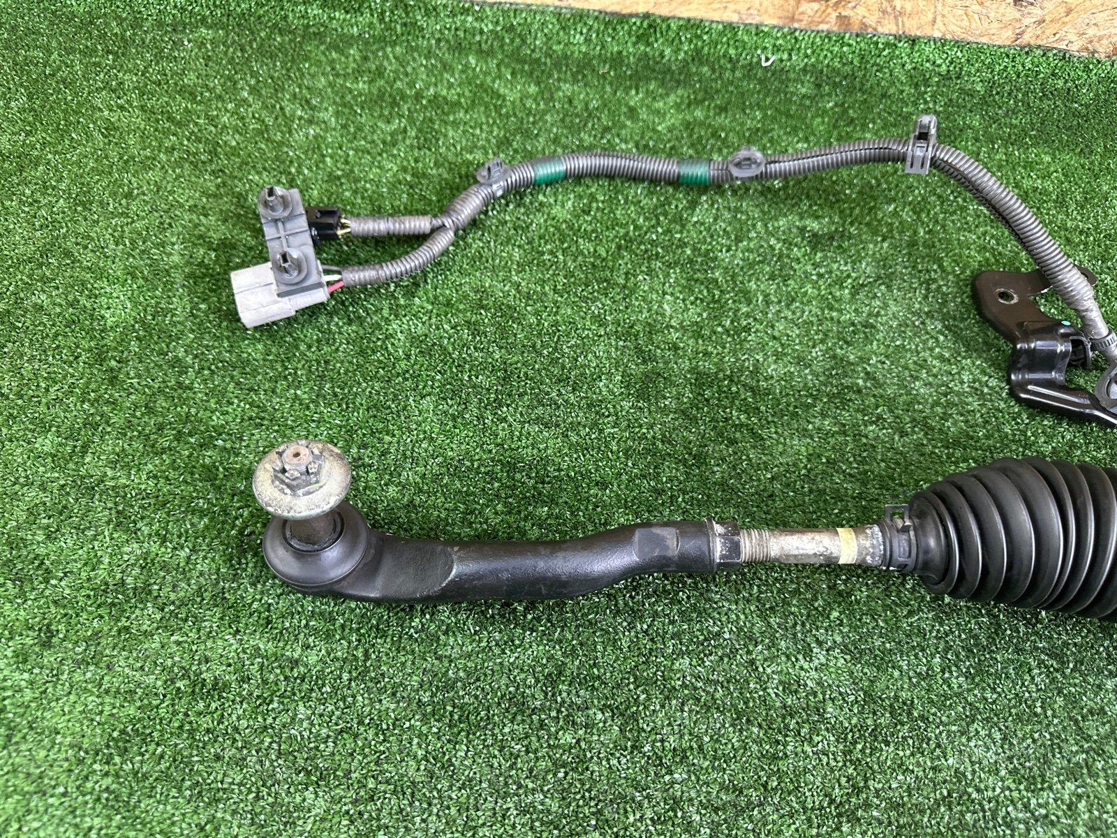 Рулевая рейка LS600HL 2013 UVF46 2UR-FSE