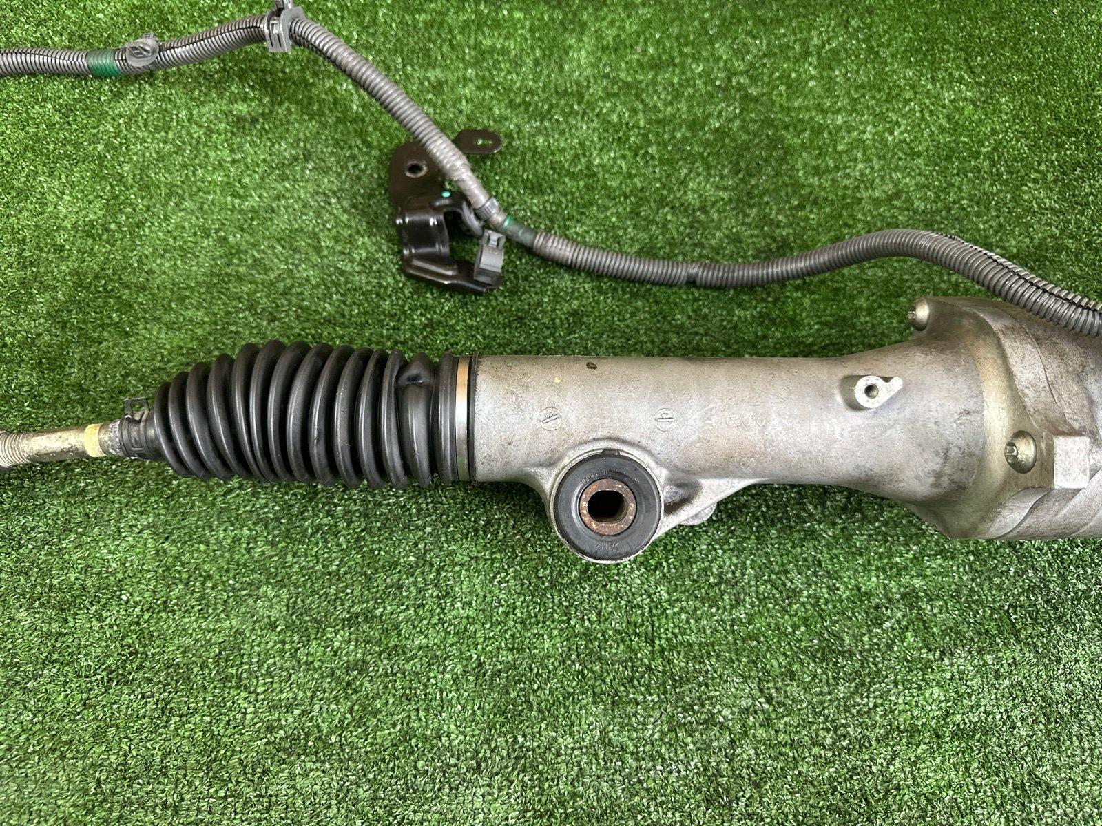 Рулевая рейка LS600HL 2013 UVF46 2UR-FSE