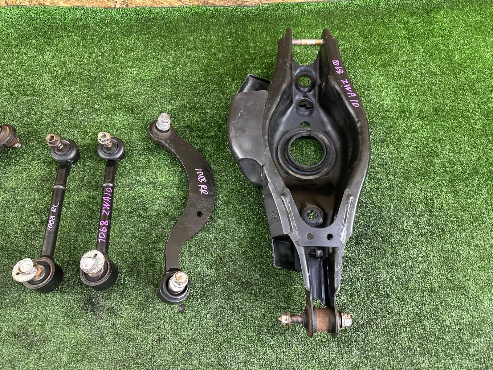 Рычаг задний комплект LEXUS CT200H CT200H 2ZR-FXE Рычаг задний комплект LEXUS CT200H CT200H 2ZR-FXE