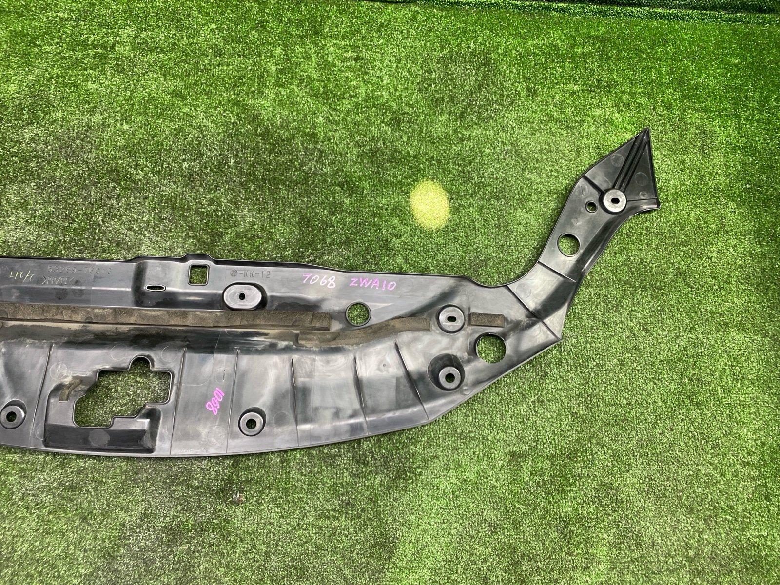 Накладка замка капота CT200H 2011 CT200H 2ZR-FXE