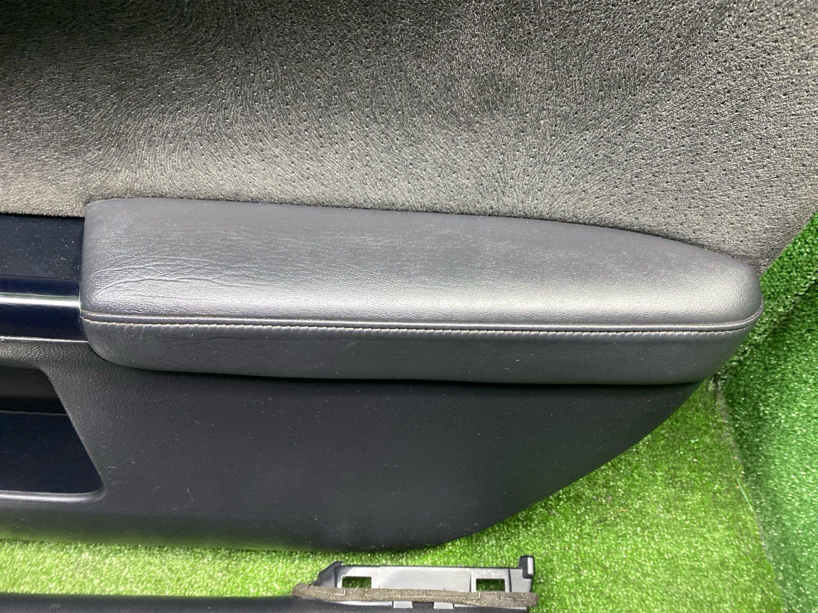 Обшивка двери CT200H 2011 CT200H 2ZR-FXE