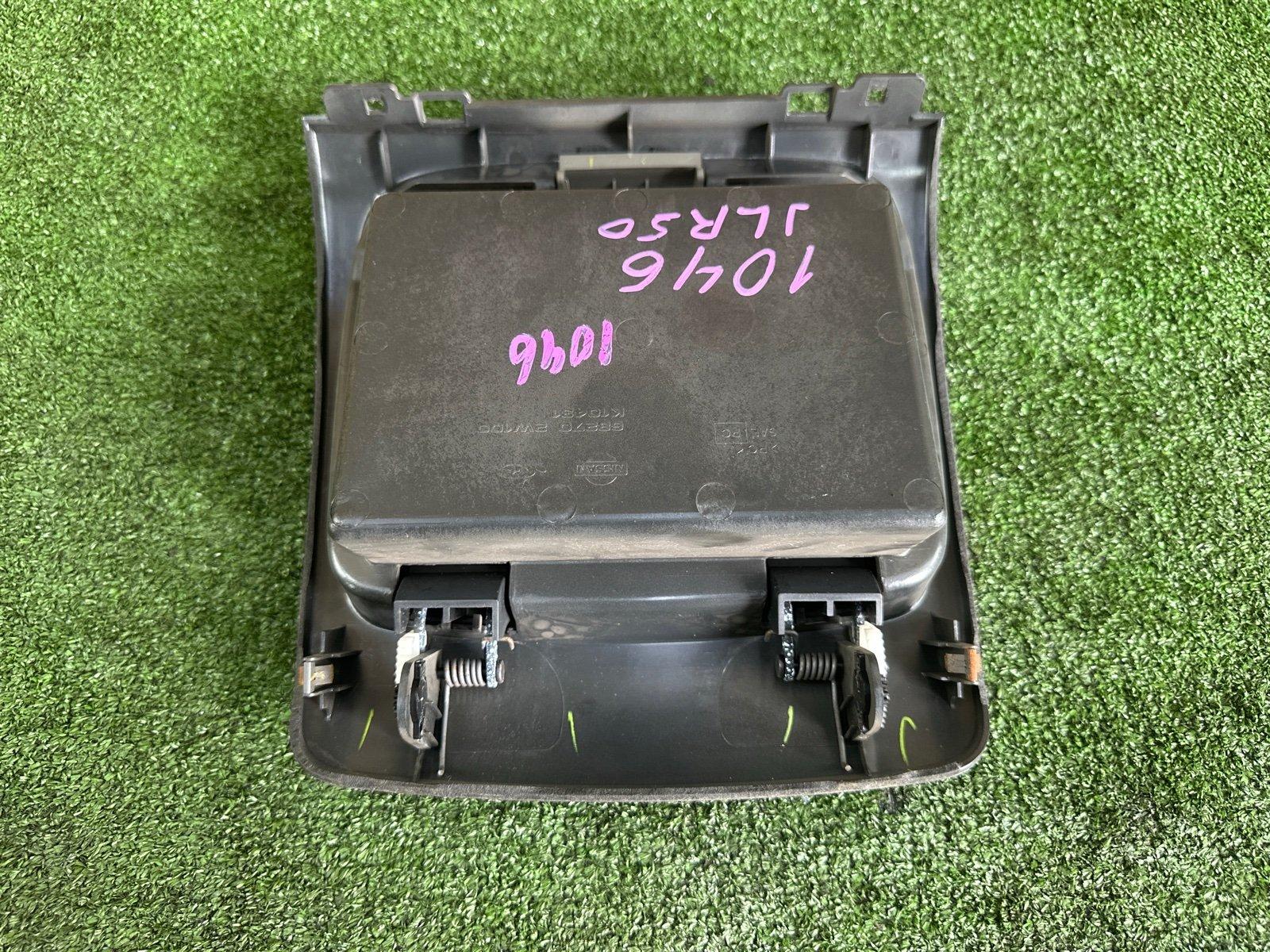 Бардачок TERRANO REGULUS 2000 JLR50 VG33E