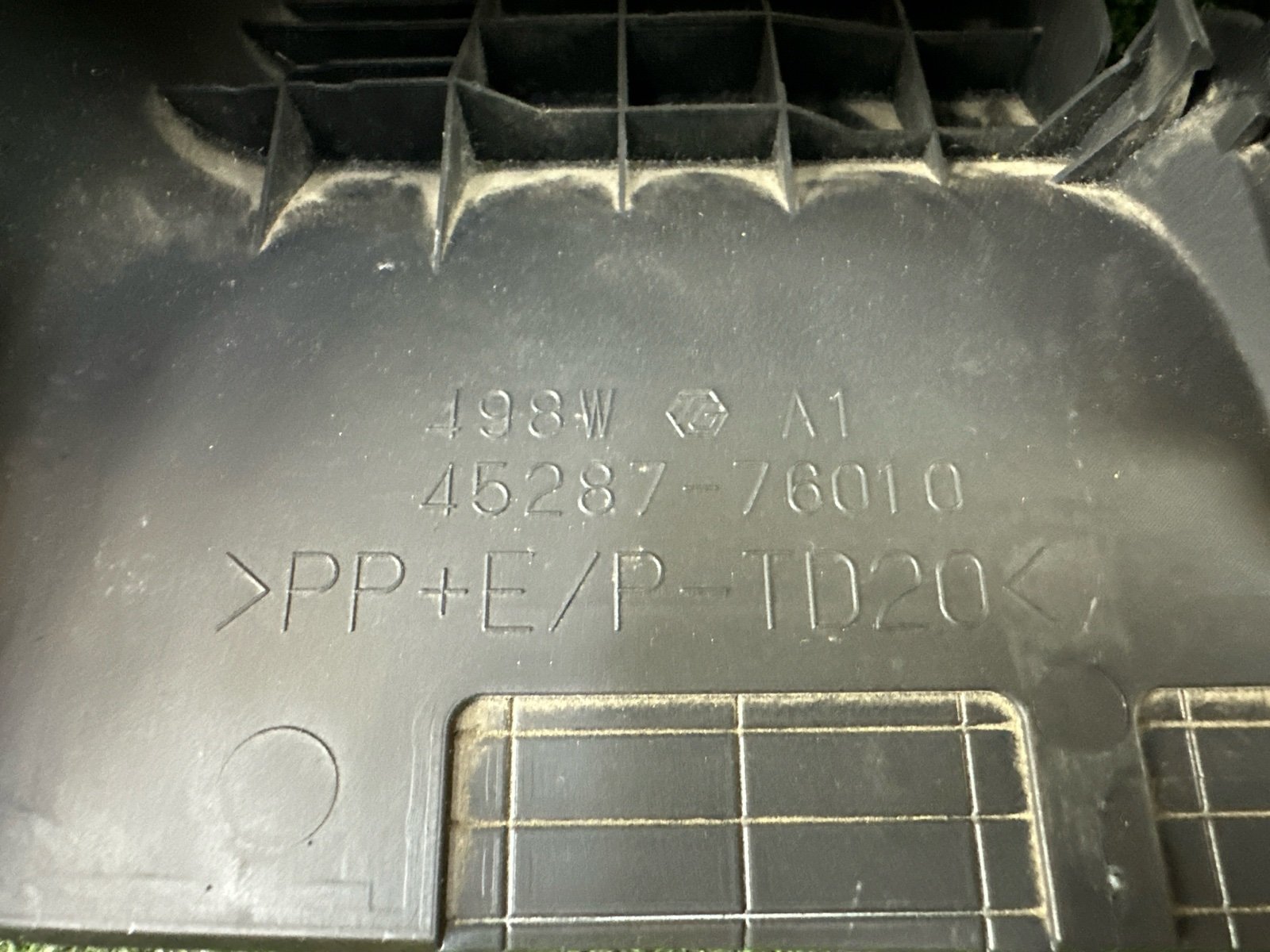 Кожух рулевой колонки CT200H 2011 CT200H 2ZR-FXE