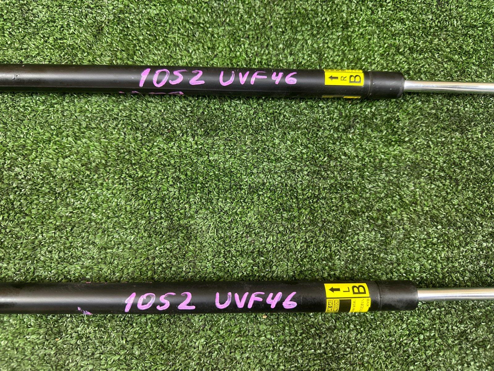 Амортизатор двери багажника LS600HL 2013 UVF46 2UR-FSE